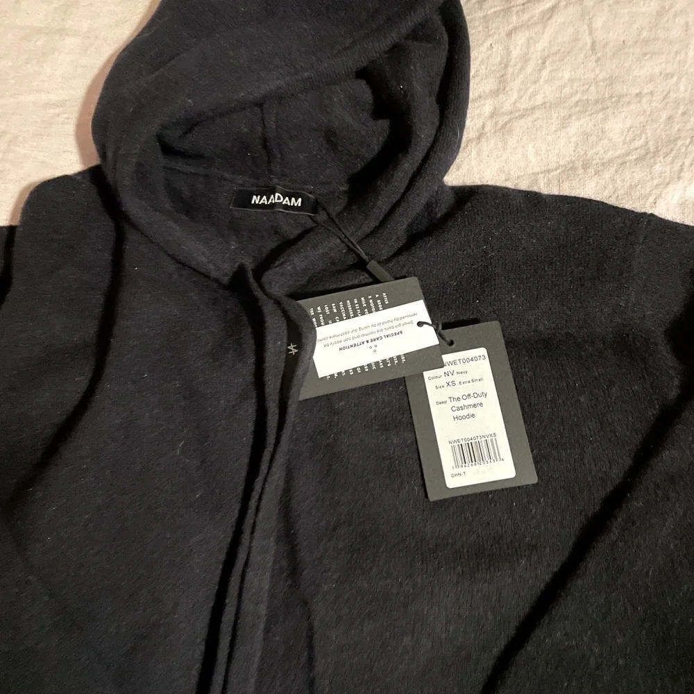 NWT Naadam Off-Duty Cashmere Hoodie XS in Navy - Picture 3 of 4